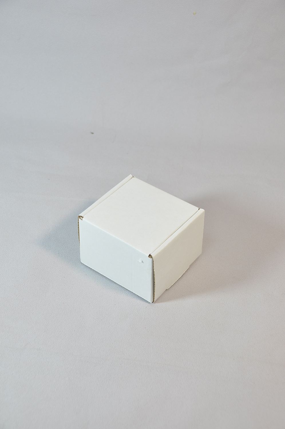 Коробка картонная  8*8*6см
